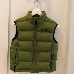 Kids Patagonia puffy vest size small (7-8)
